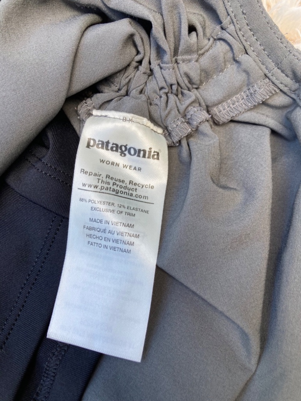 Patagonia Tech Fishing Skort Size Large - Picture 7 of 13
